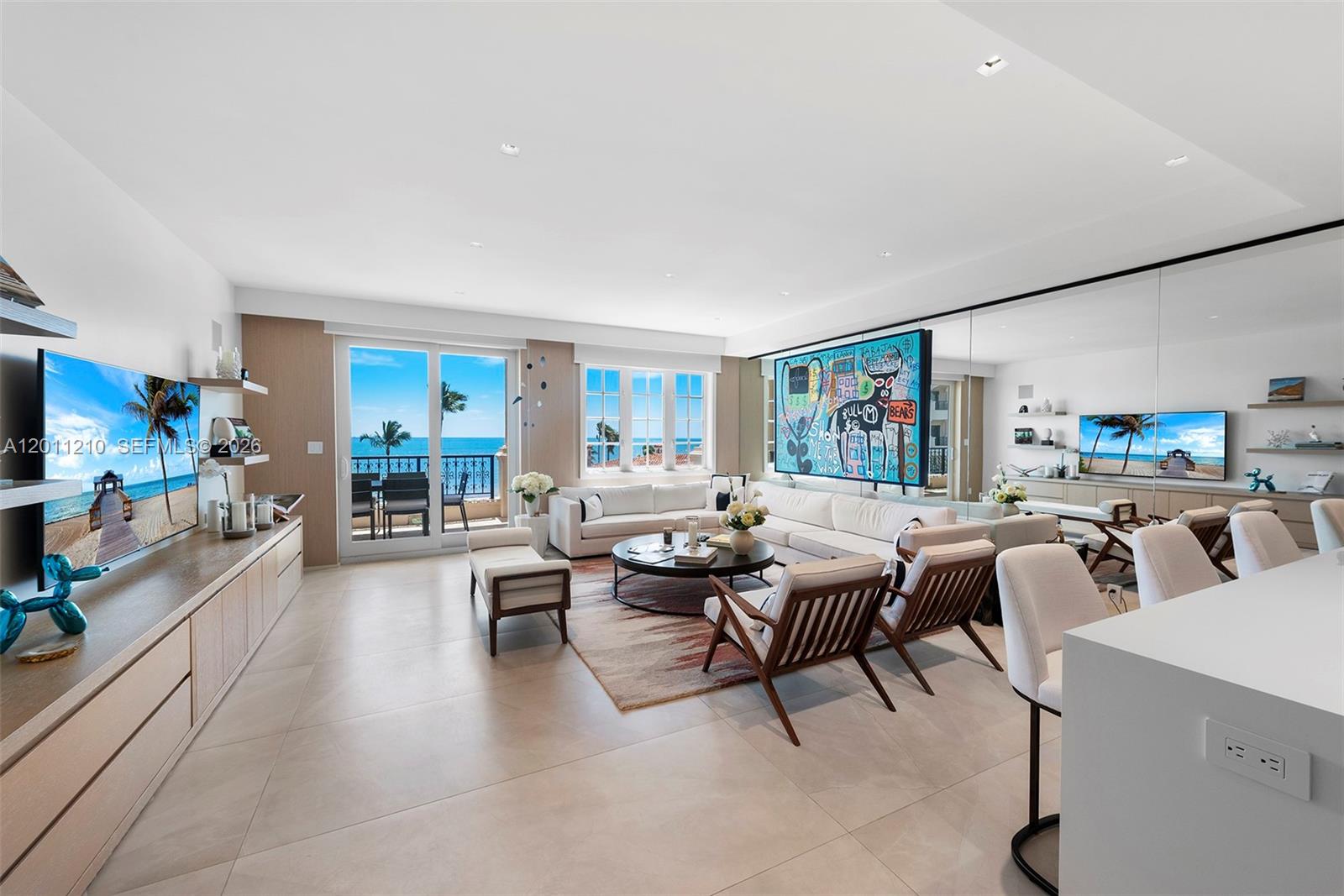 SEASIDE CONDO - Residential