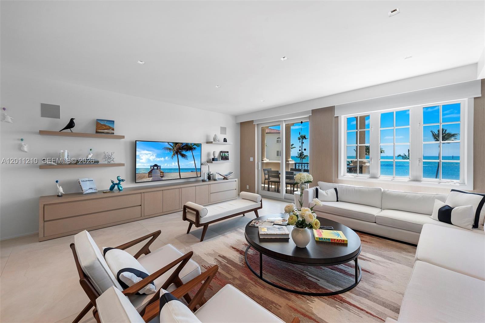 SEASIDE CONDO - Residential