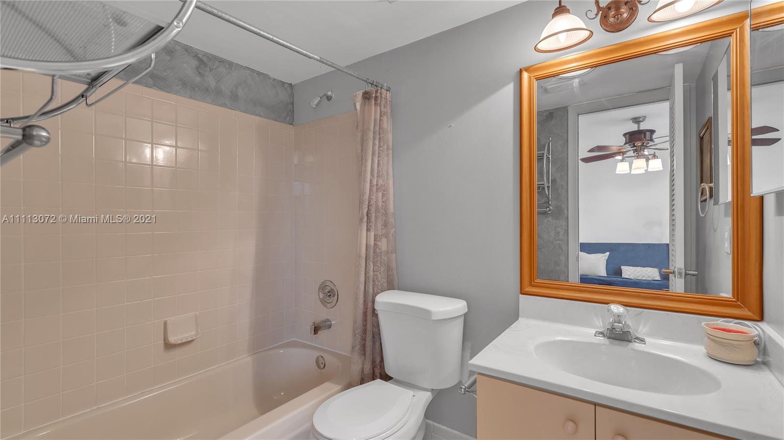 ELAN AT CALUSA CONDO XV - Residential