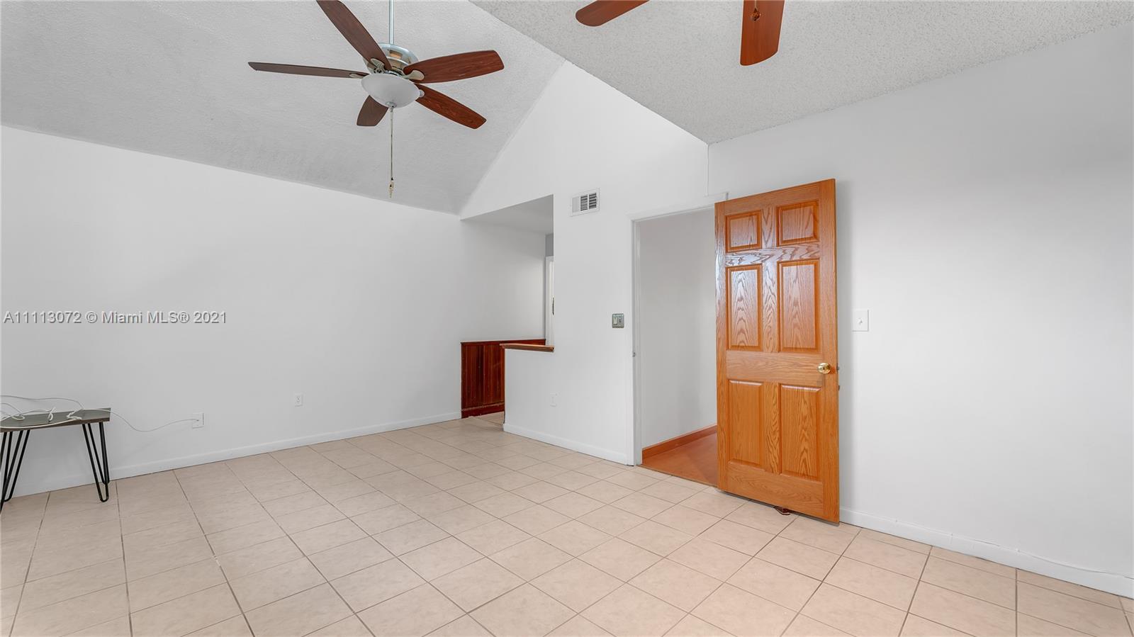 ELAN AT CALUSA CONDO XV - Residential