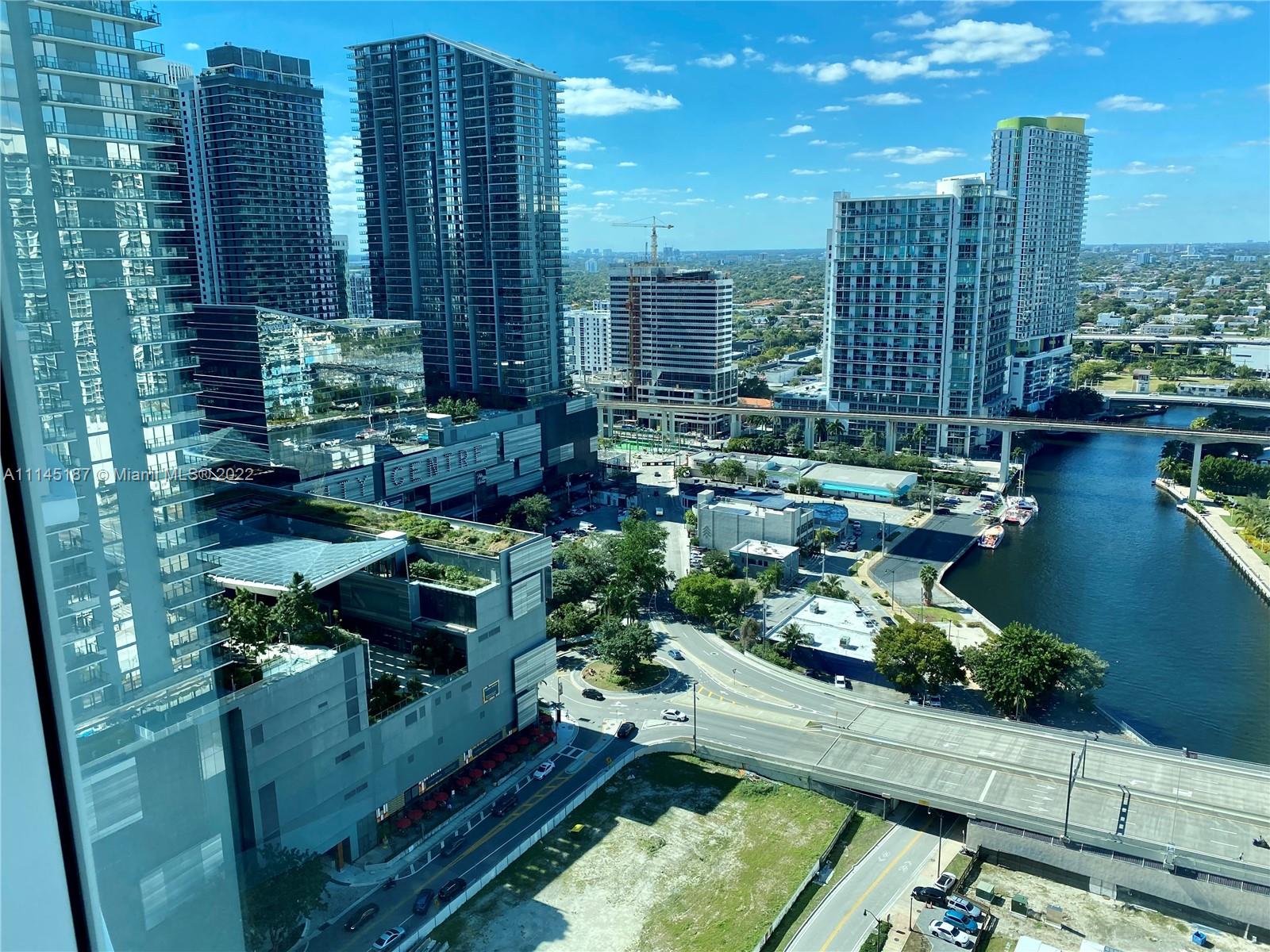 BRICKELL ON THE RIVER S T - Residential