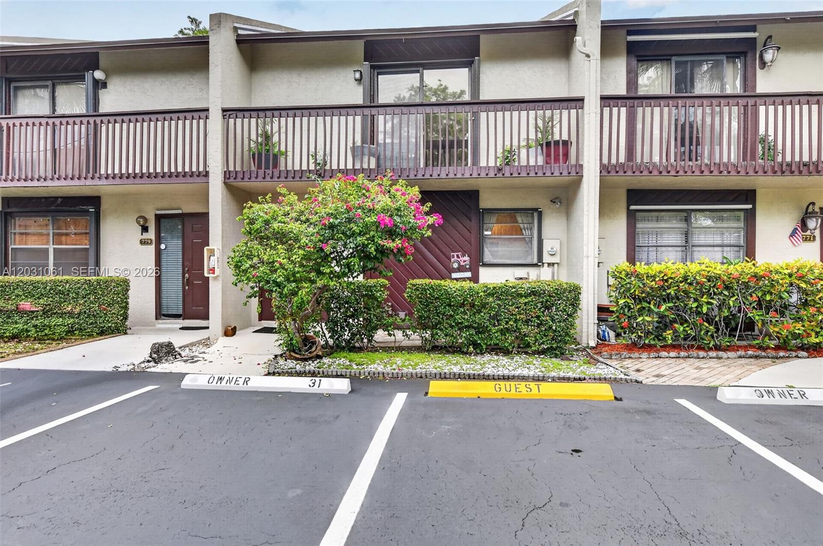 VILLAGER TOWNHOMES - Residential