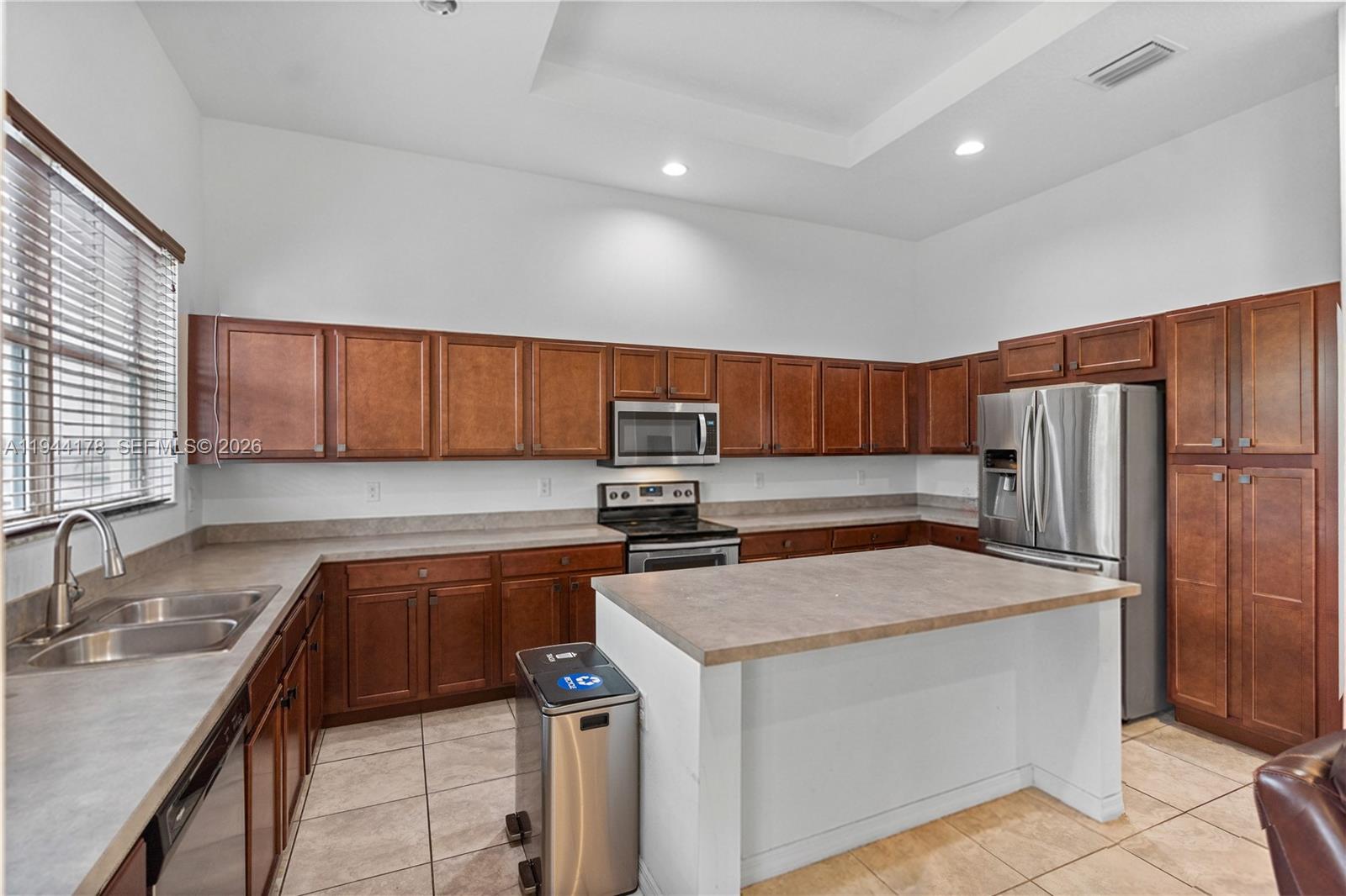 VENETIAN PARC - Residential