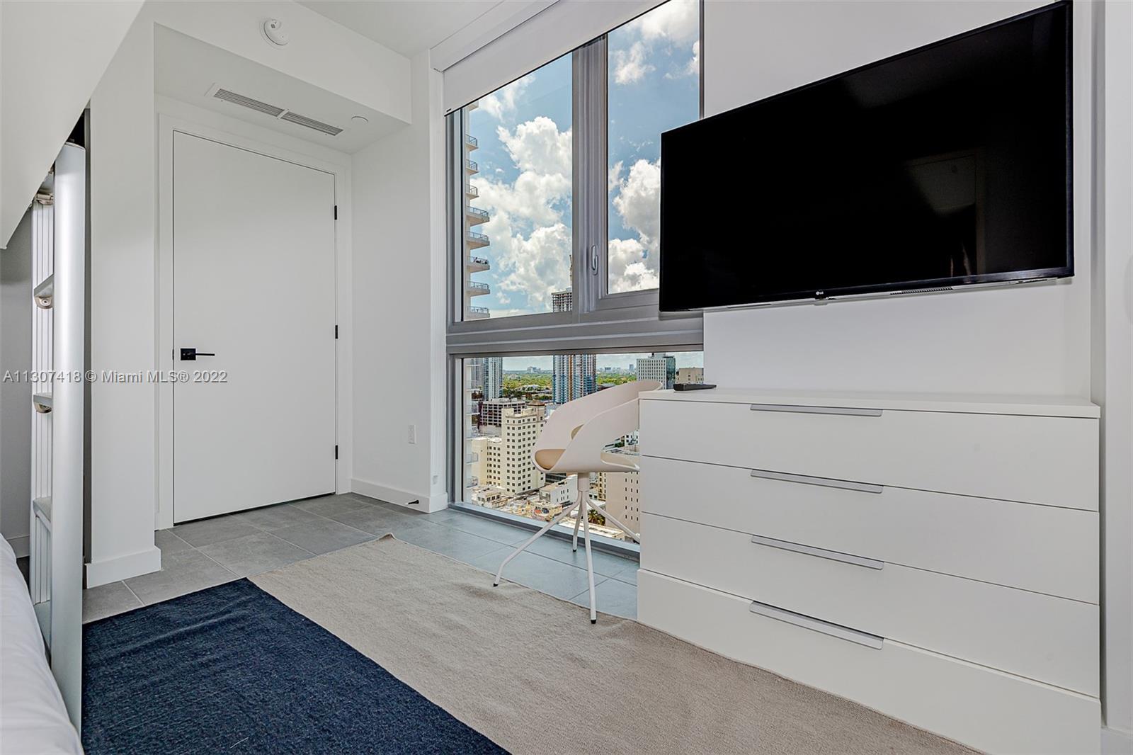 YOTEL PAD - Residential