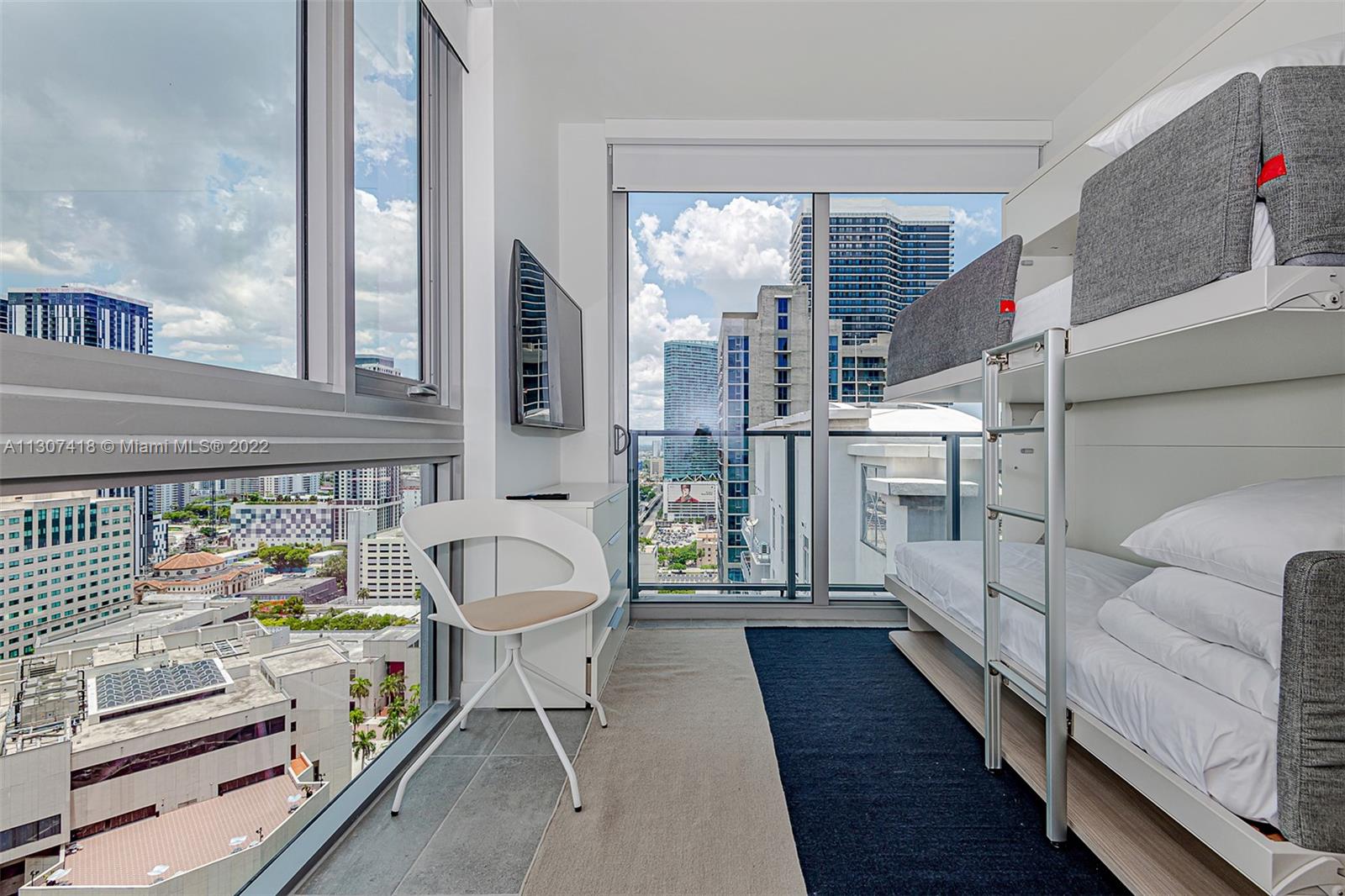 YOTEL PAD - Residential