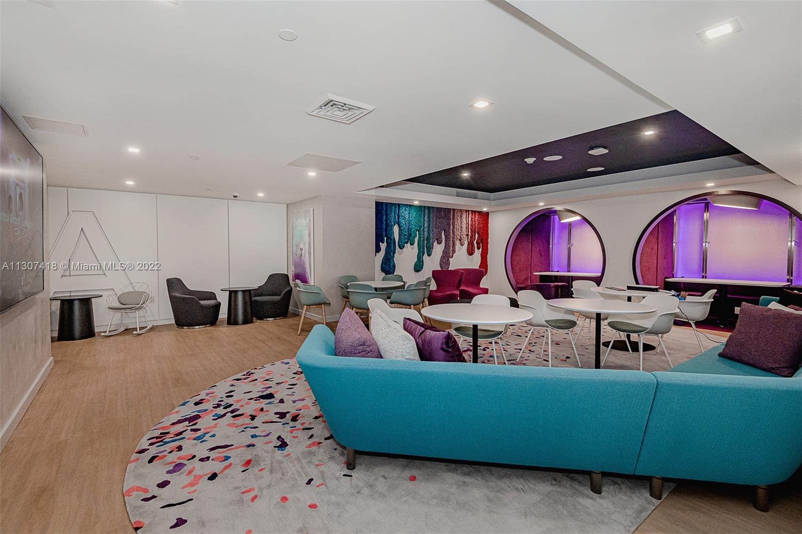 YOTEL PAD - Residential