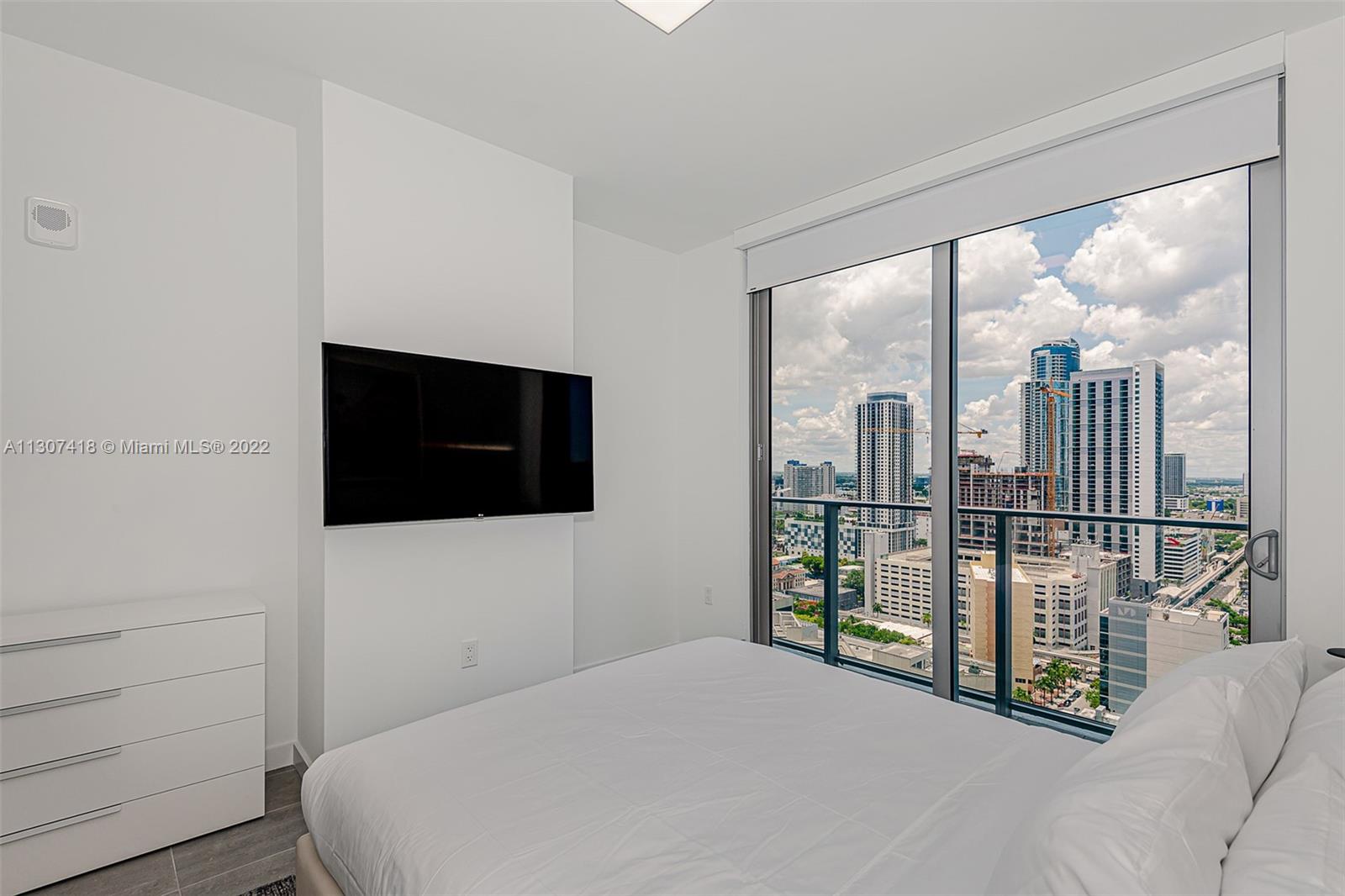 YOTEL PAD - Residential