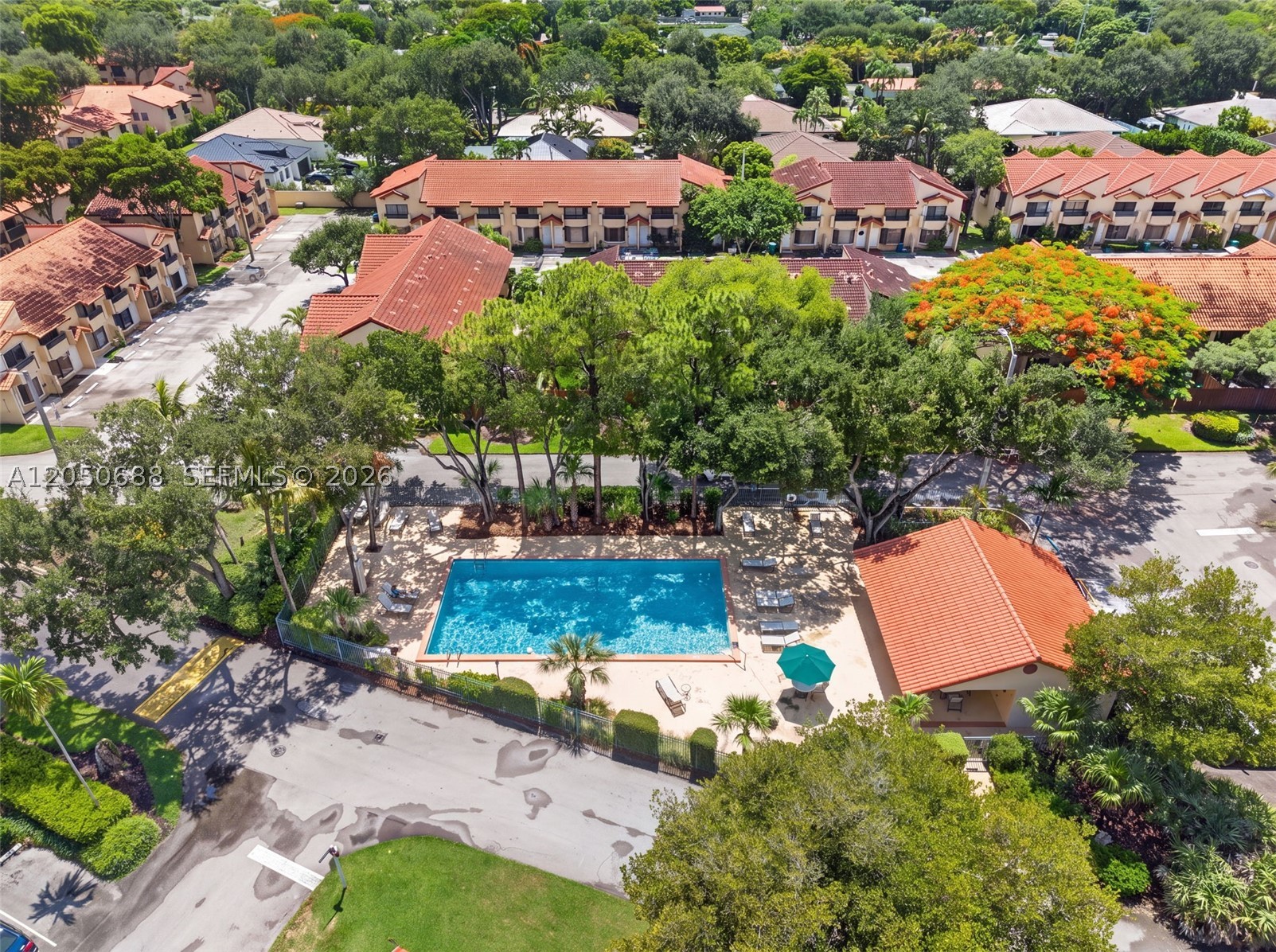 DADELAND COVE SEC 1 - Residential