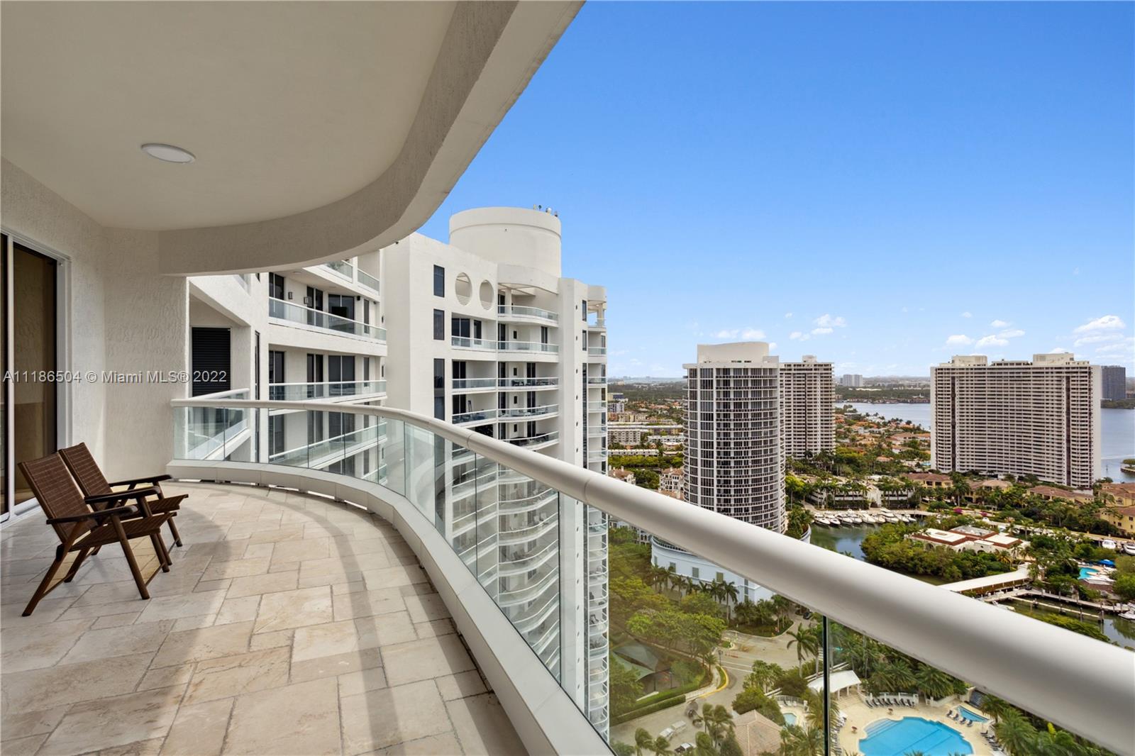 BELLAMARE @ WILLIAMS ISLA - Residential