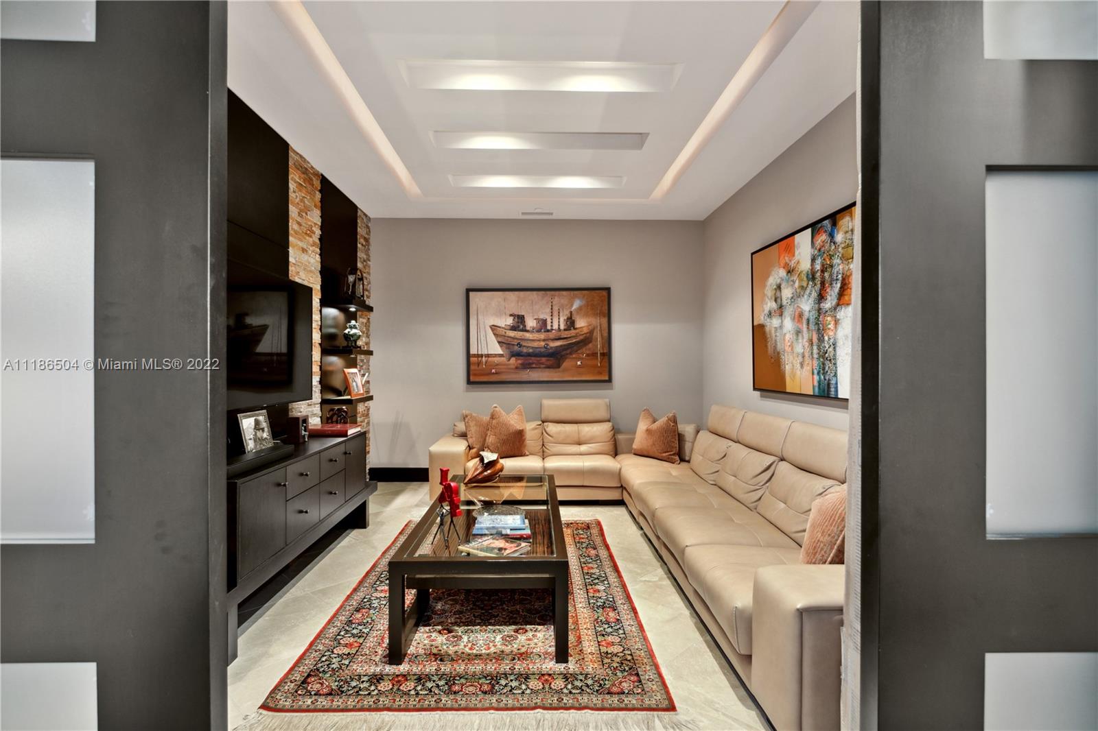 BELLAMARE @ WILLIAMS ISLA - Residential