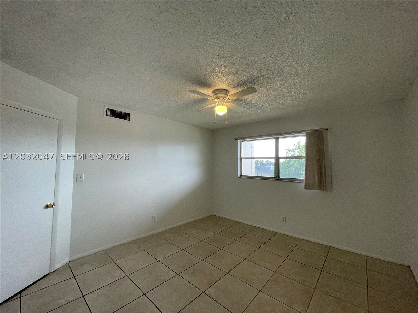 VERSAILLES GARDENS CONDO - Residential Lease