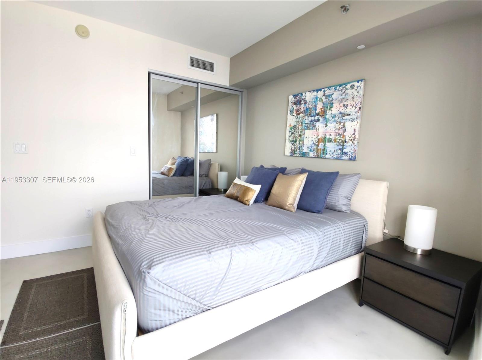 ICONBRICKELL CONDO NO 1 - Residential