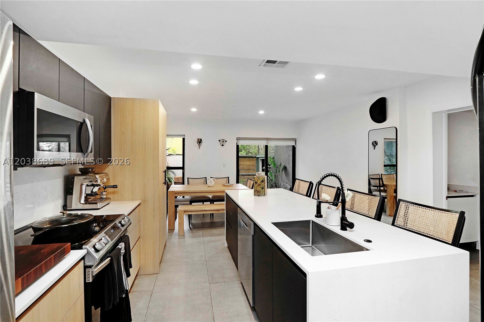 PENT HOMESTEAD - Residential Lease