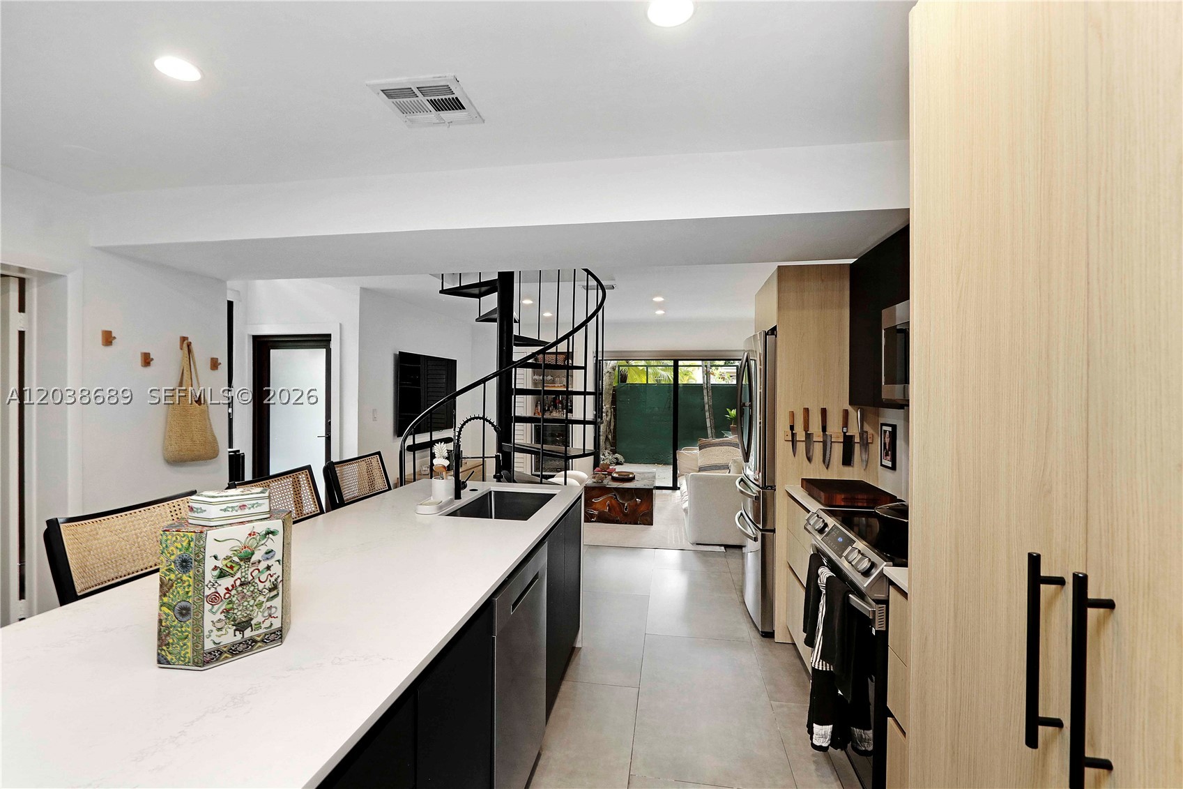 PENT HOMESTEAD - Residential Lease