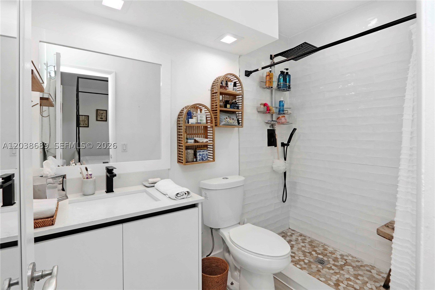 PENT HOMESTEAD - Residential Lease