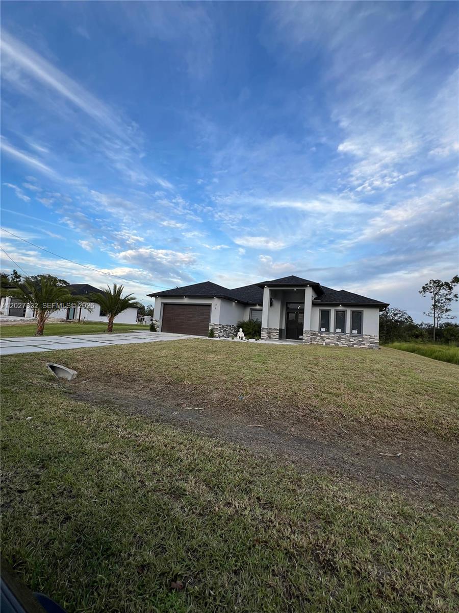 LEHIGH ACRES - Residential