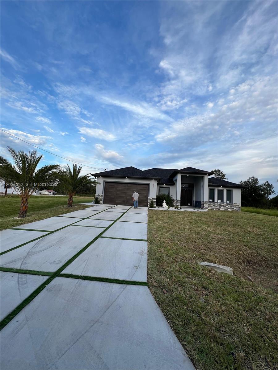 LEHIGH ACRES - Residential