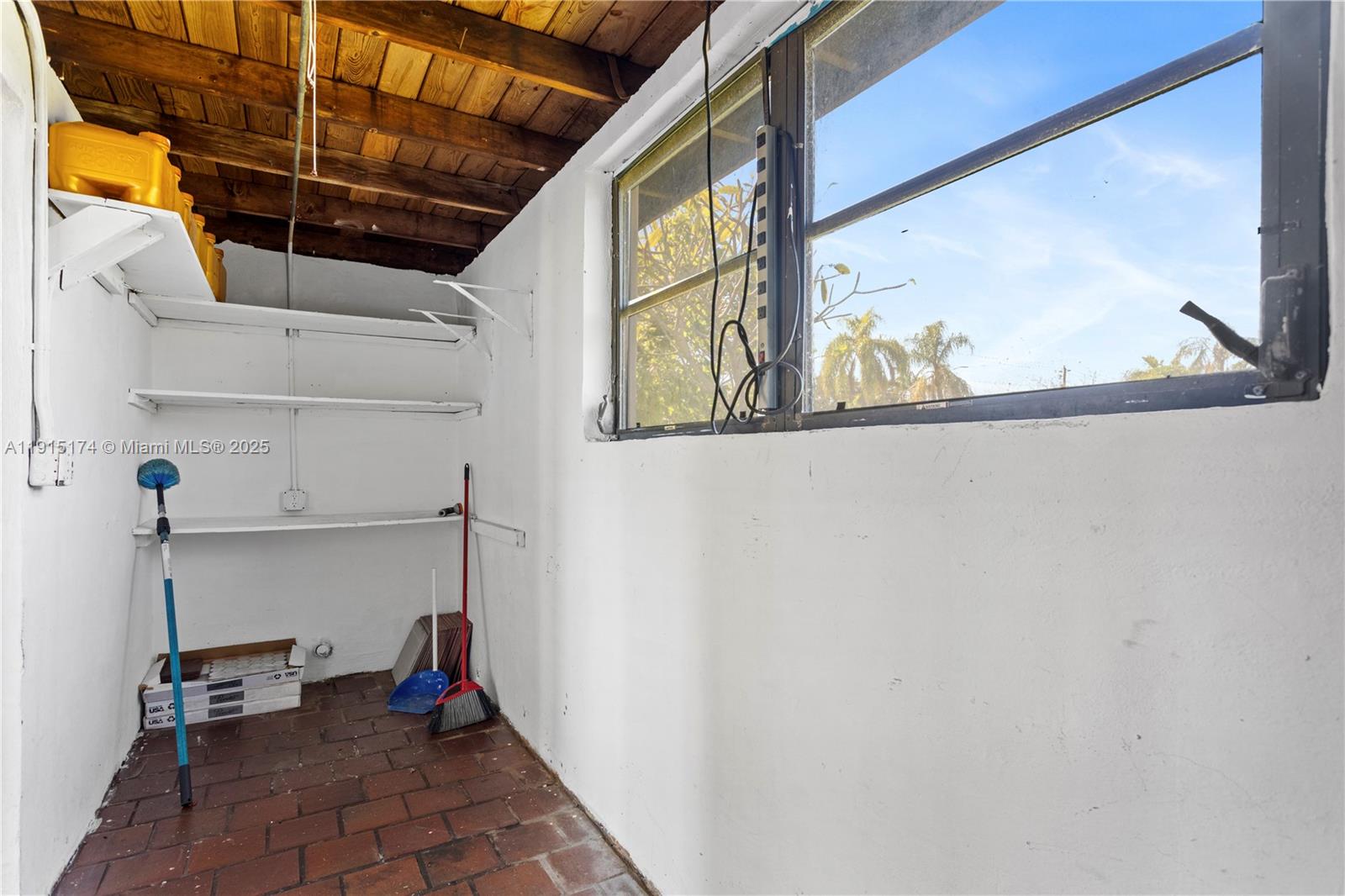 COLETOWN ACRES - Residential Lease