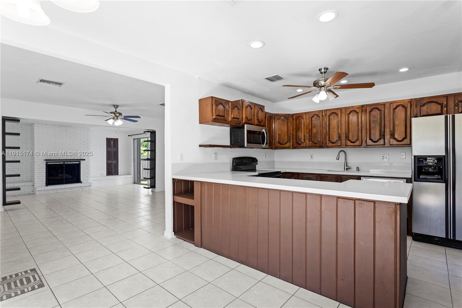 COLETOWN ACRES - Residential Lease