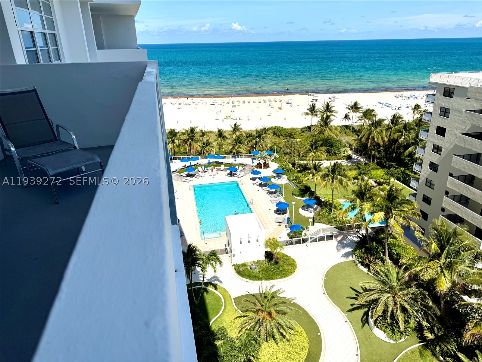 THE DECOPLAGE CONDO - Residential