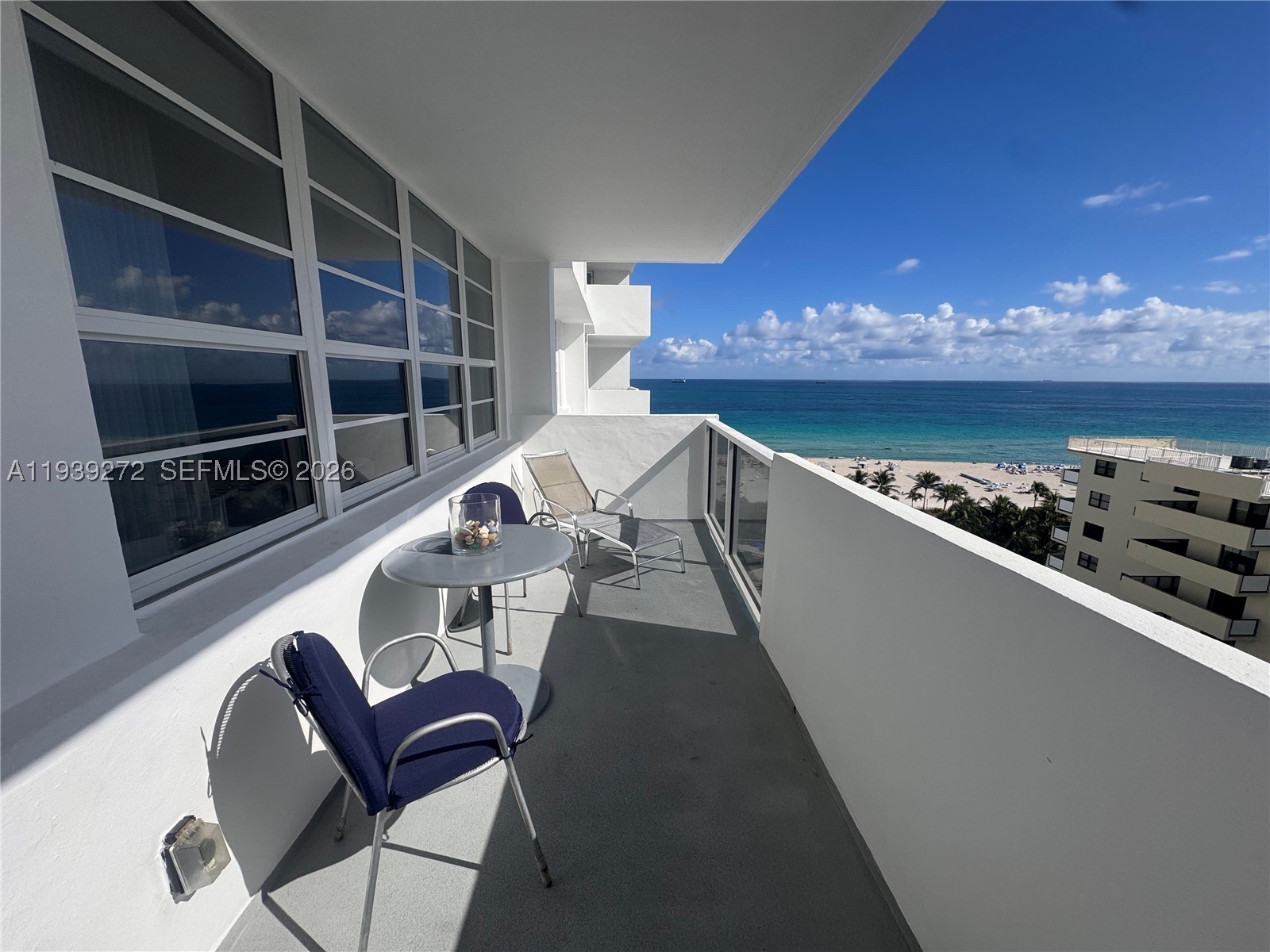 THE DECOPLAGE CONDO - Residential