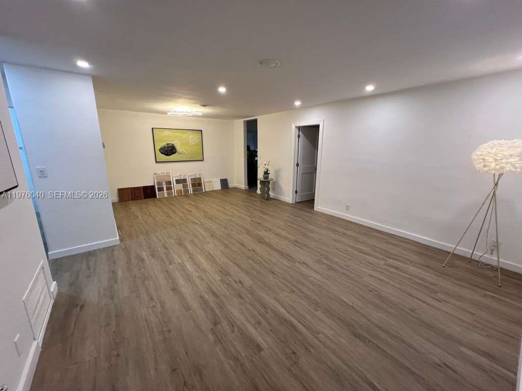 SUNRISE GOLF VILLAGE SEC - Residential