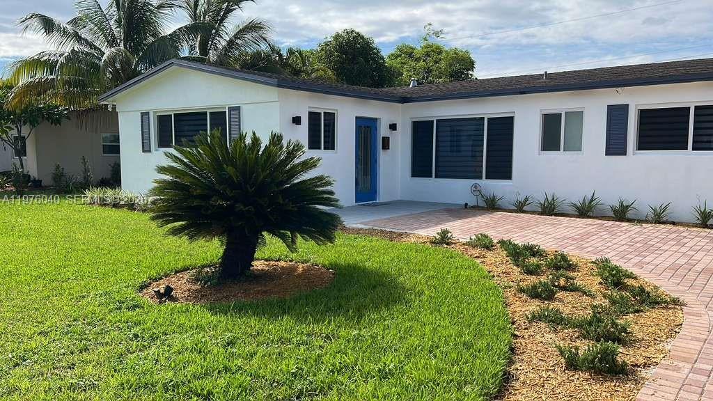 SUNRISE GOLF VILLAGE SEC - Residential