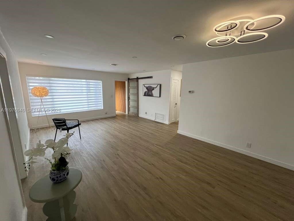 SUNRISE GOLF VILLAGE SEC - Residential