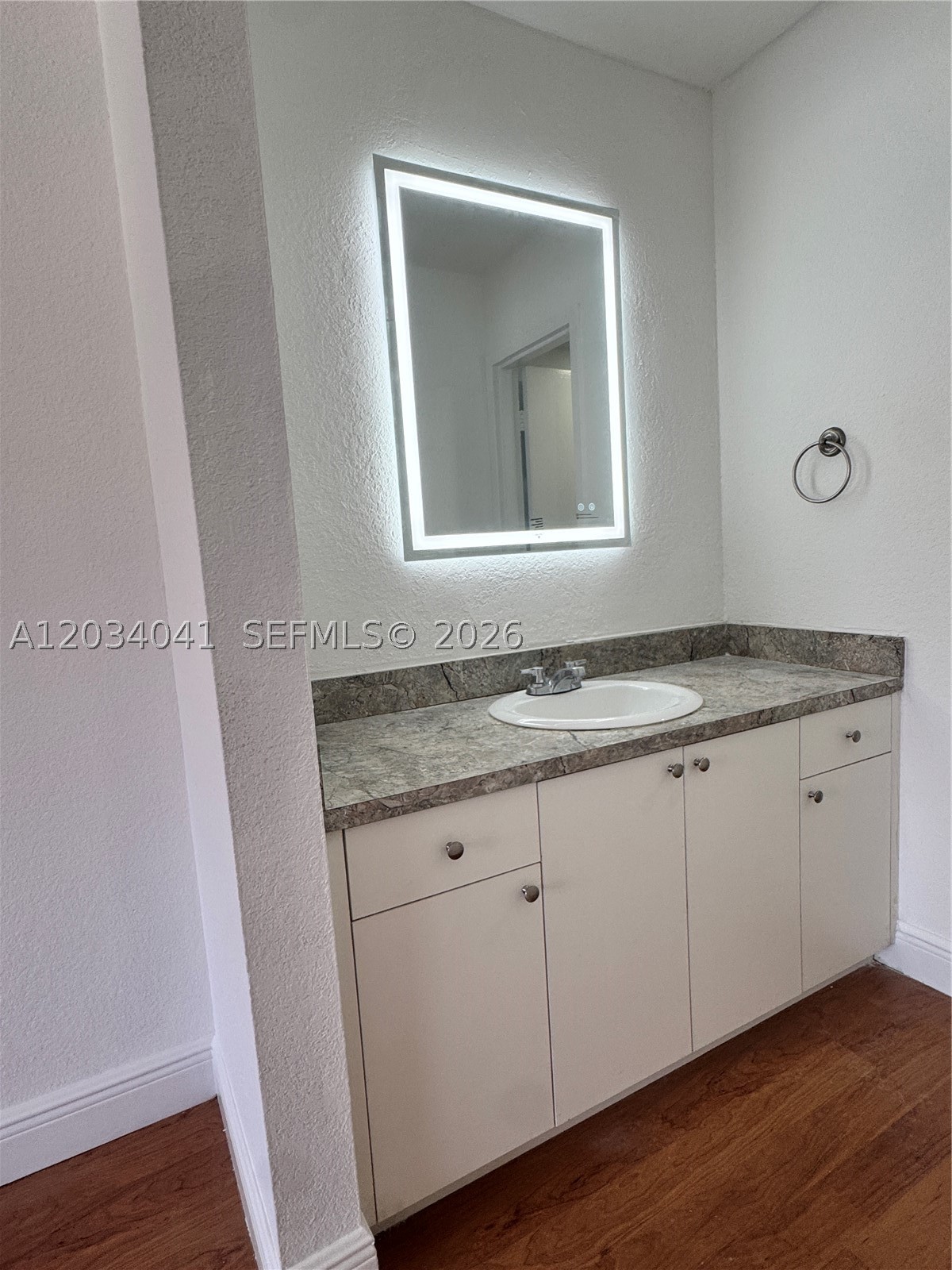 DORAL GARDENS II CONDO - Residential Lease