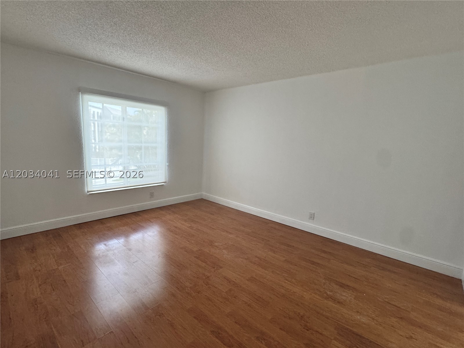 DORAL GARDENS II CONDO - Residential Lease