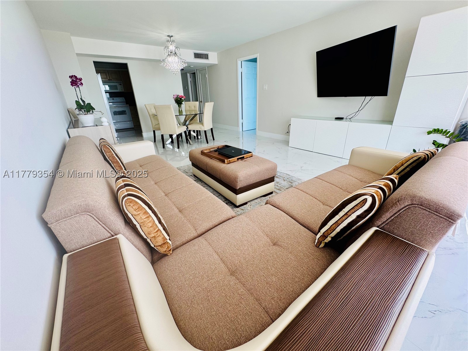 DEL PRADO MARINA - Residential