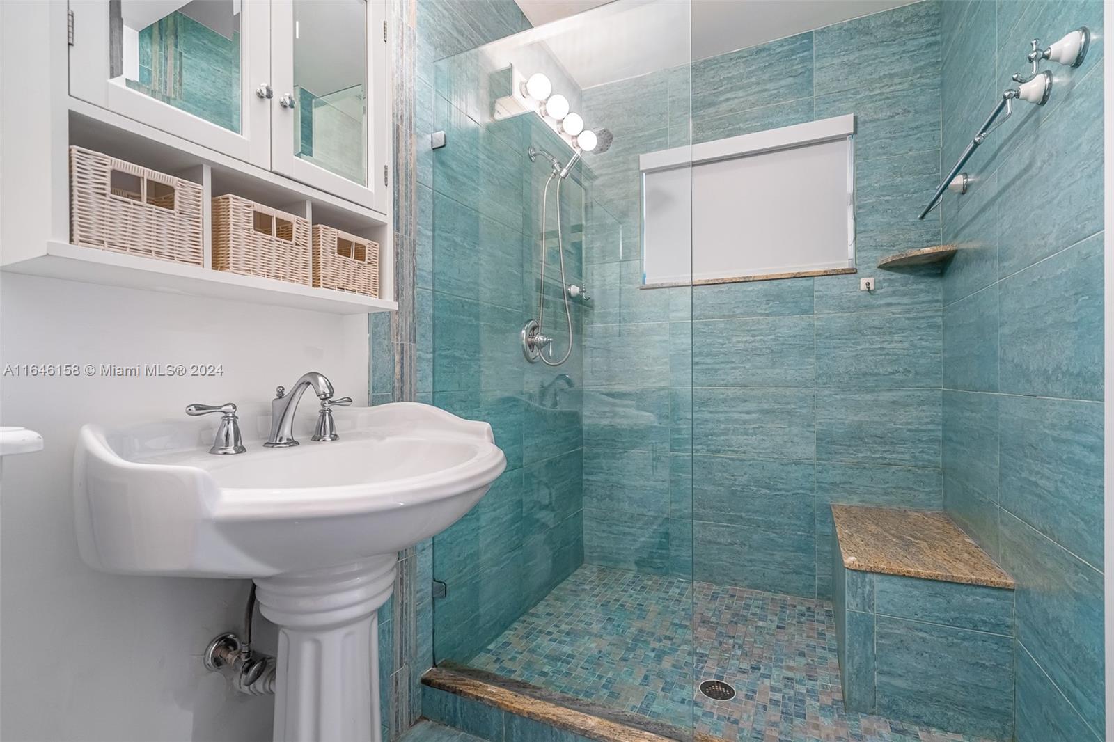 AVALON GARDEN ESTATES 1ST - Residential
