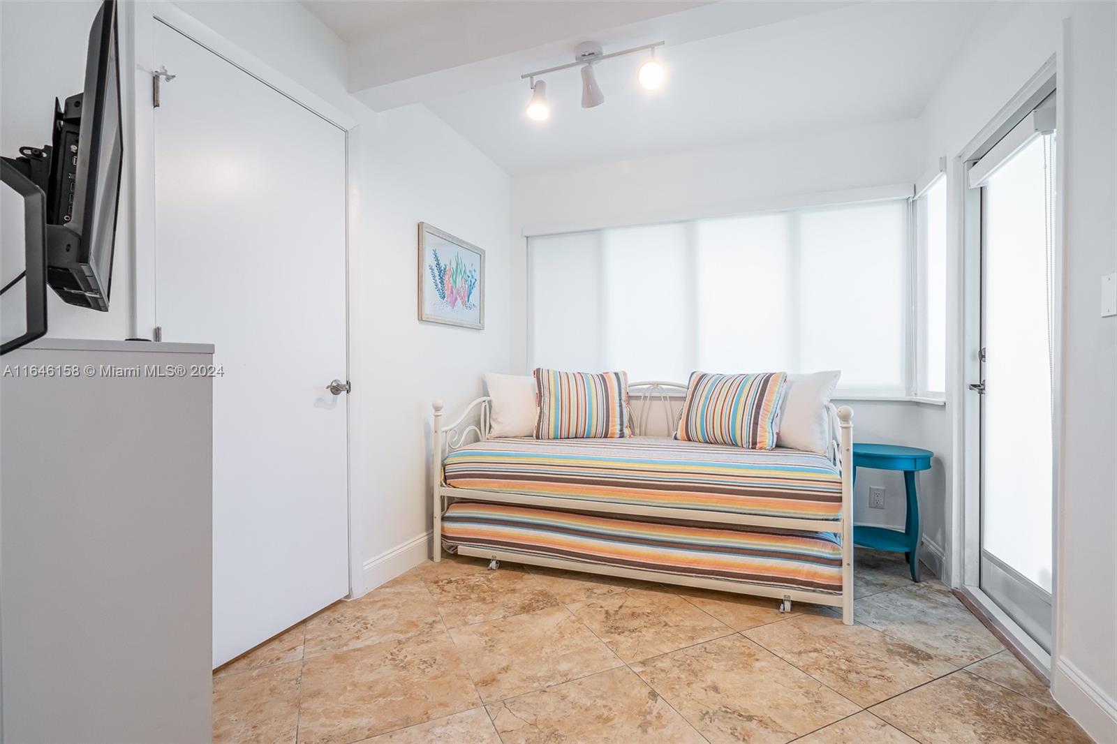 AVALON GARDEN ESTATES 1ST - Residential