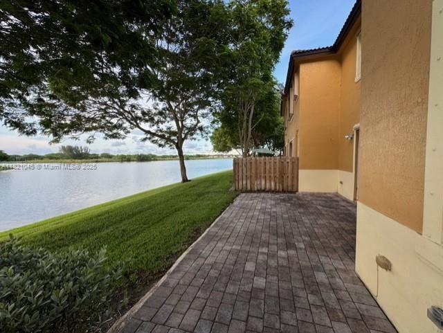 THE SHORES CONDO NO 1 - Residential