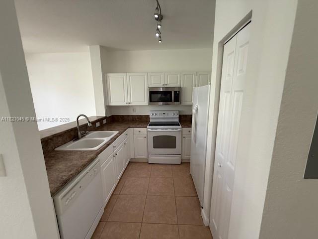 THE SHORES CONDO NO 1 - Residential