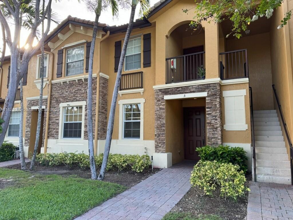 THE SHORES CONDO NO 1 - Residential