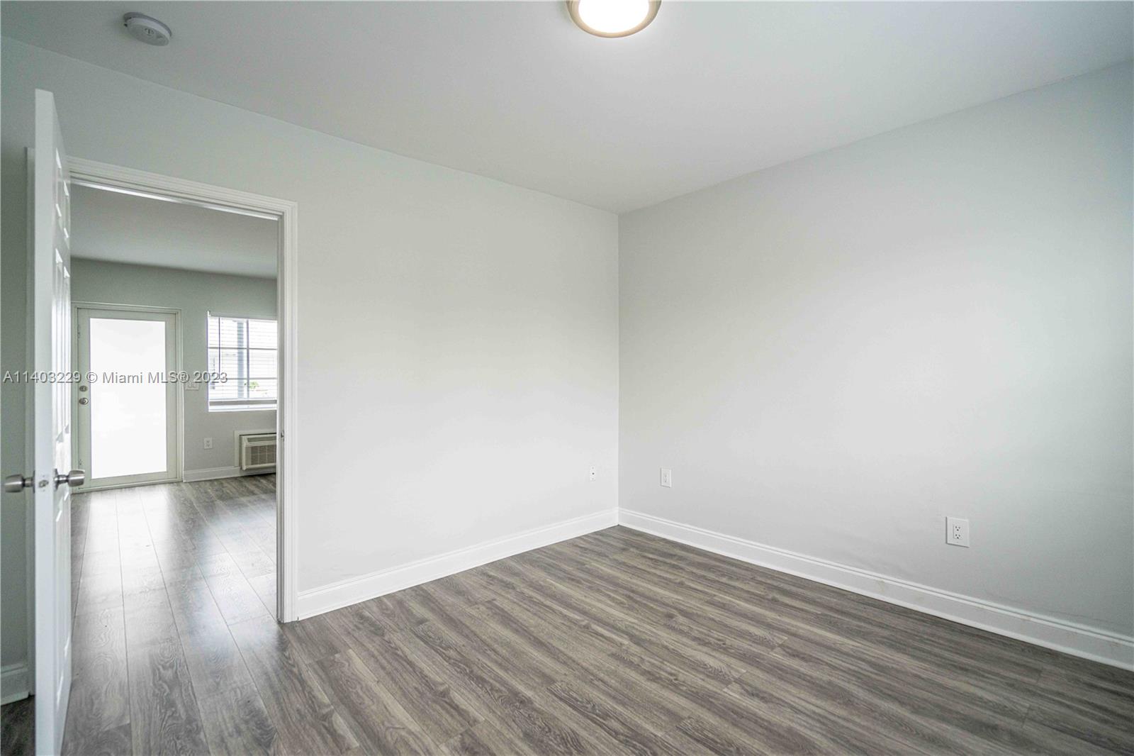 BEACH BAY SUB - Residential Lease