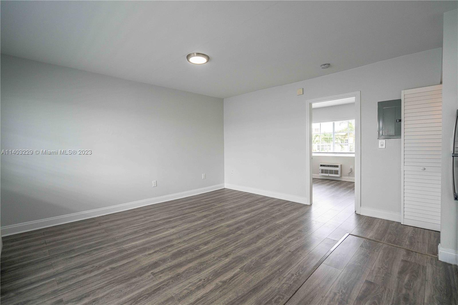 BEACH BAY SUB - Residential Lease