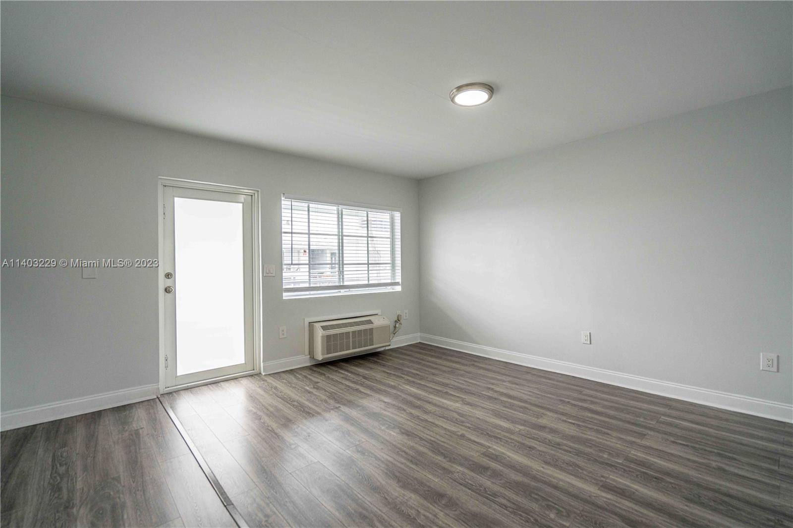 BEACH BAY SUB - Residential Lease