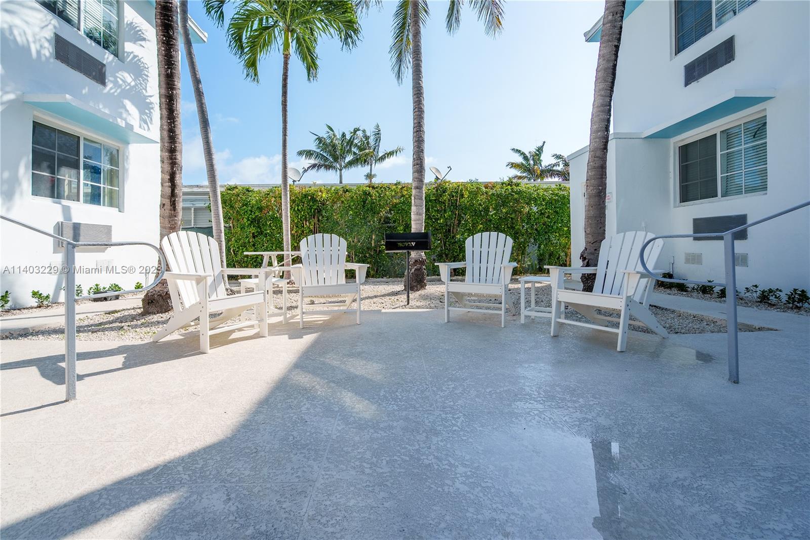 BEACH BAY SUB - Residential Lease