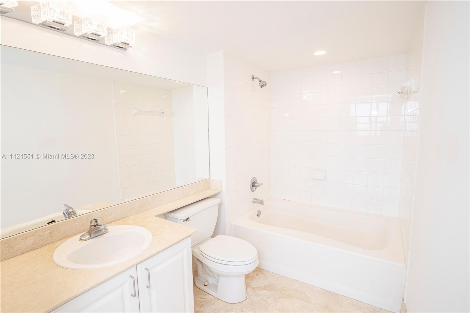 YACHT CLUB AT PORTOFINO C - Residential Lease