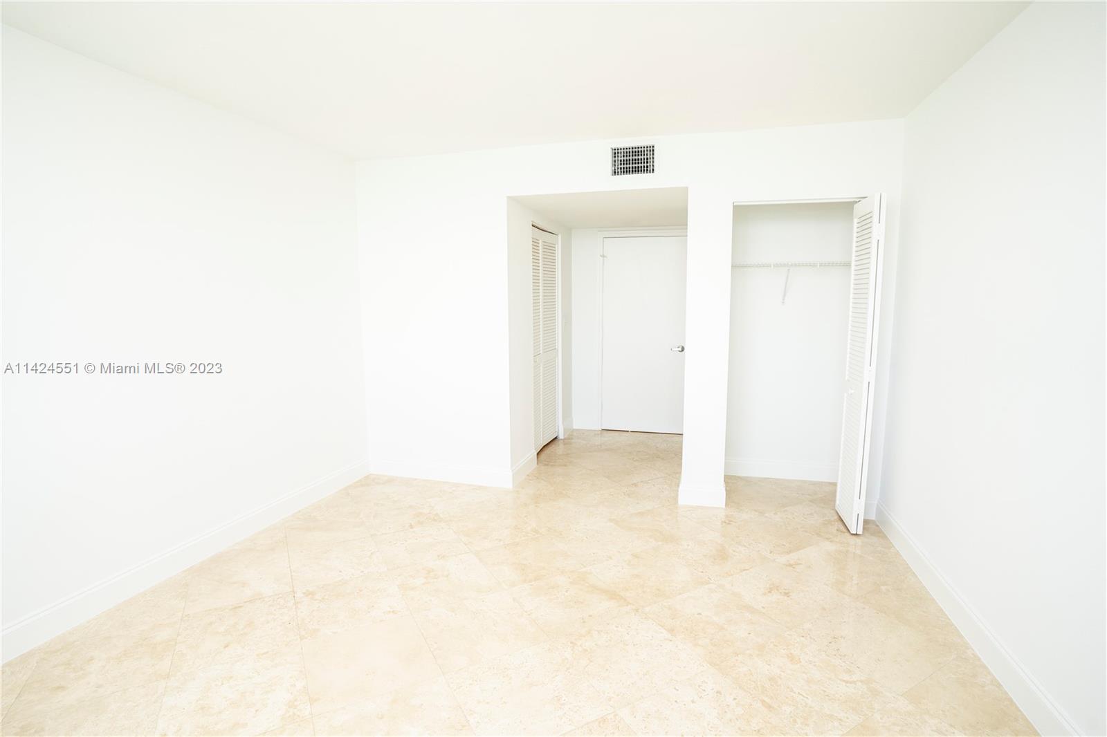 YACHT CLUB AT PORTOFINO C - Residential Lease