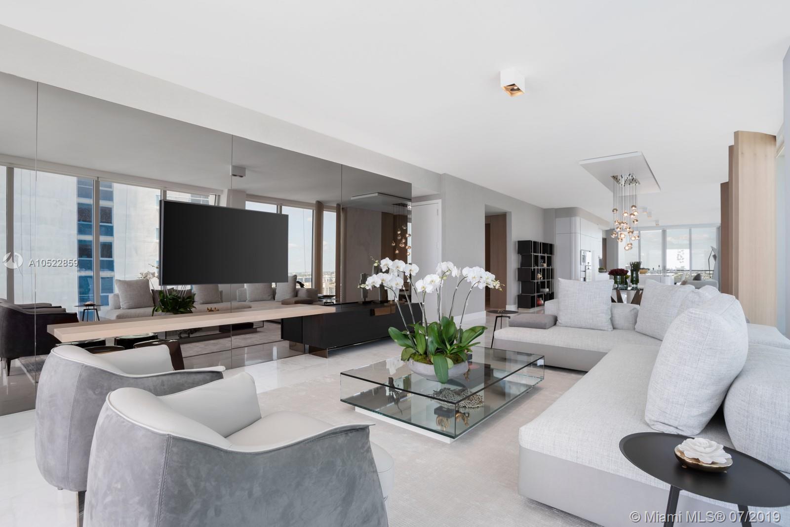 JADE SIGNATURE - Residential