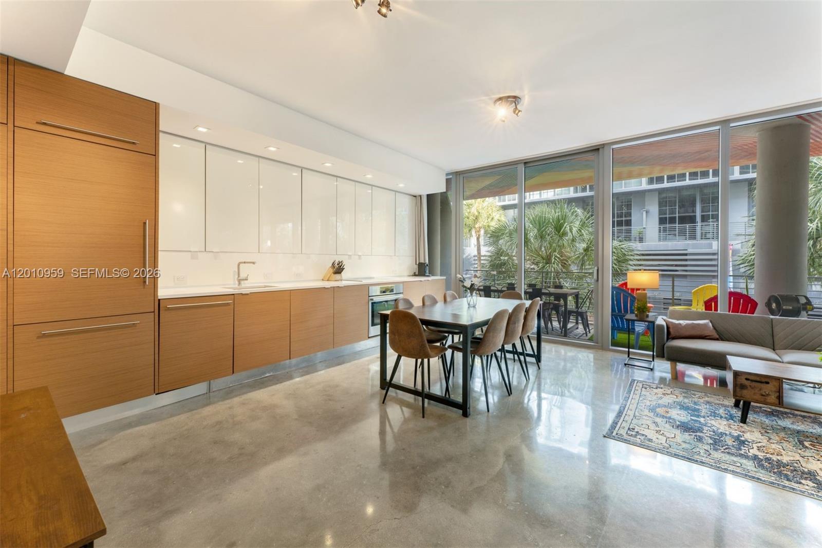 250 WYNWOOD CONDO - Residential