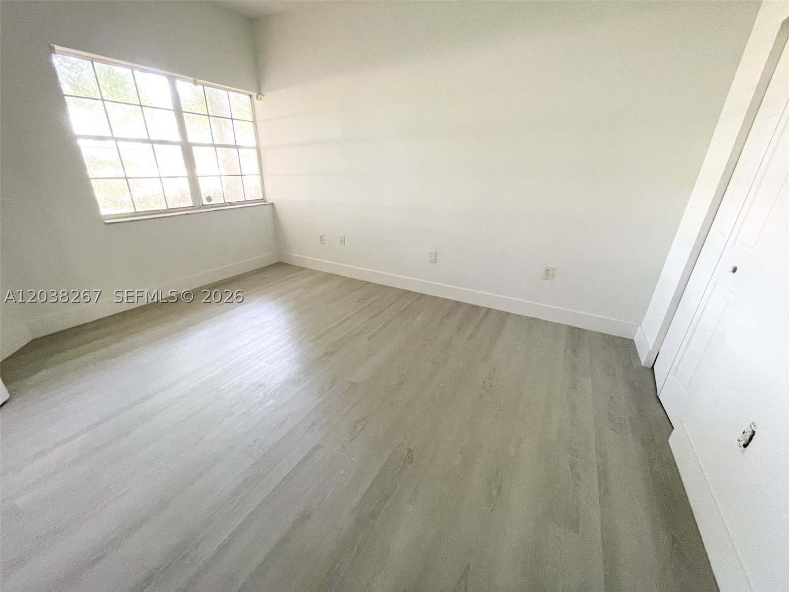 REFLECTIONS AT PEMBROKE P - Residential Lease