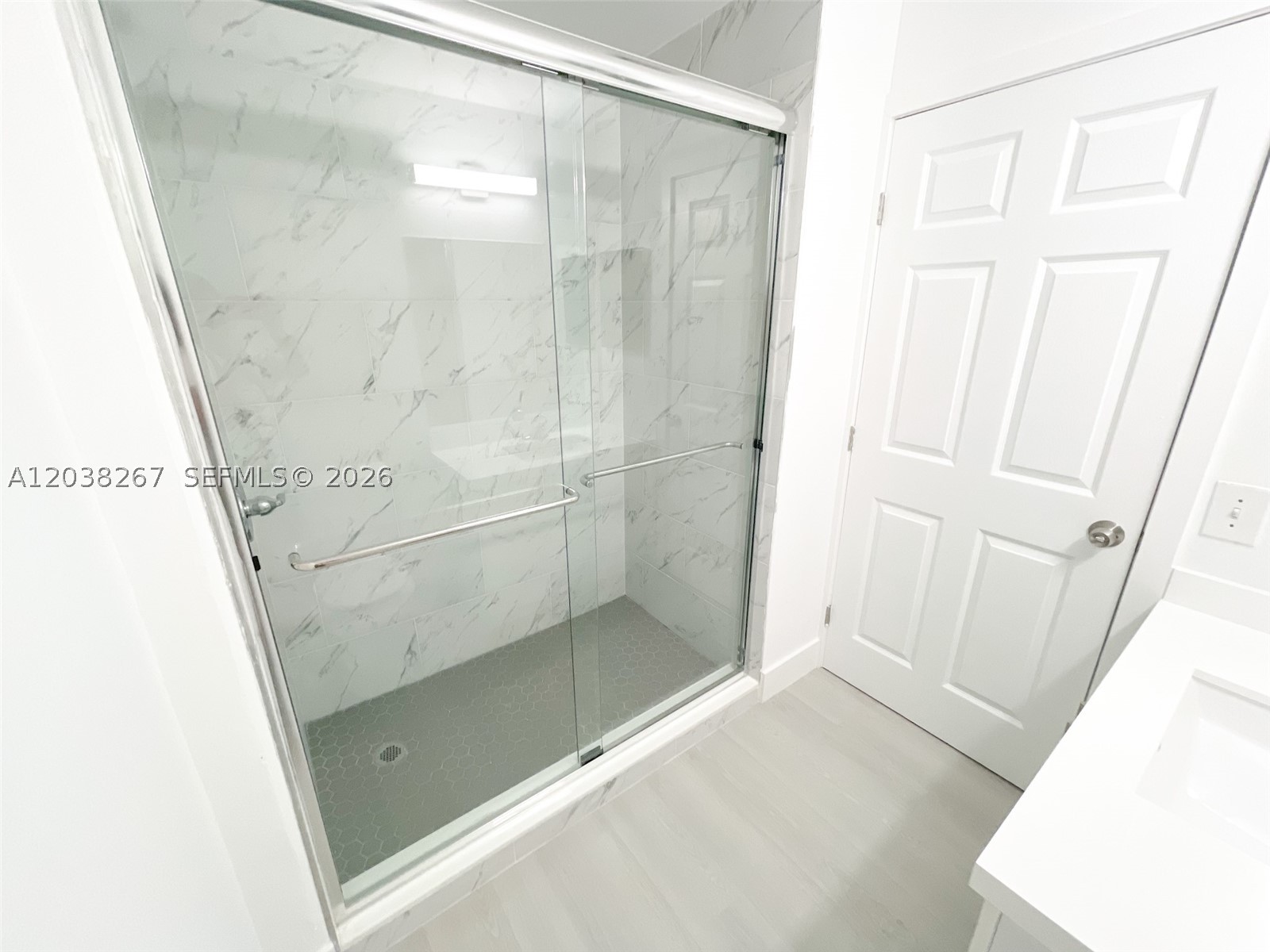 REFLECTIONS AT PEMBROKE P - Residential Lease