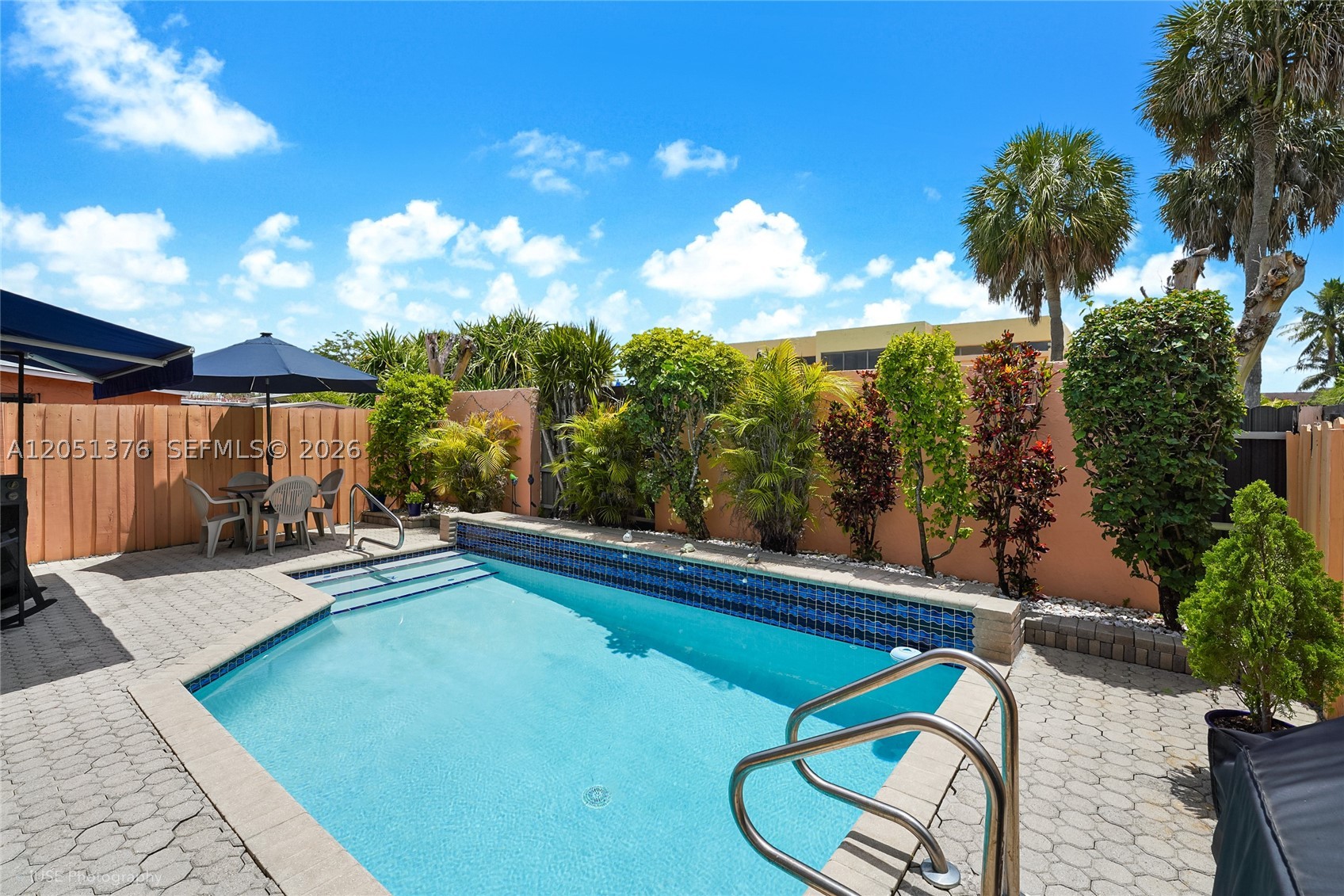 MANGO HILL REPLAT - Residential