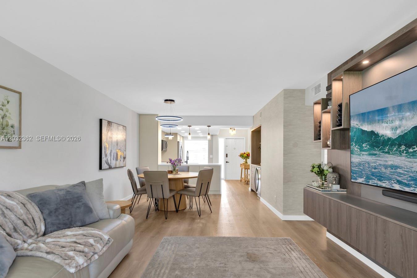 MEADOWRIDGE EAST CONDO - Residential