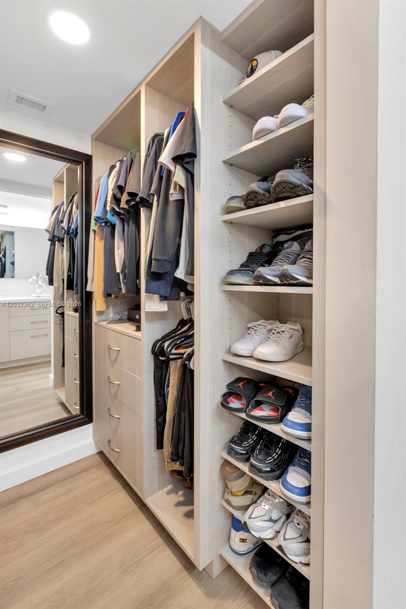 MEADOWRIDGE EAST CONDO - Residential
