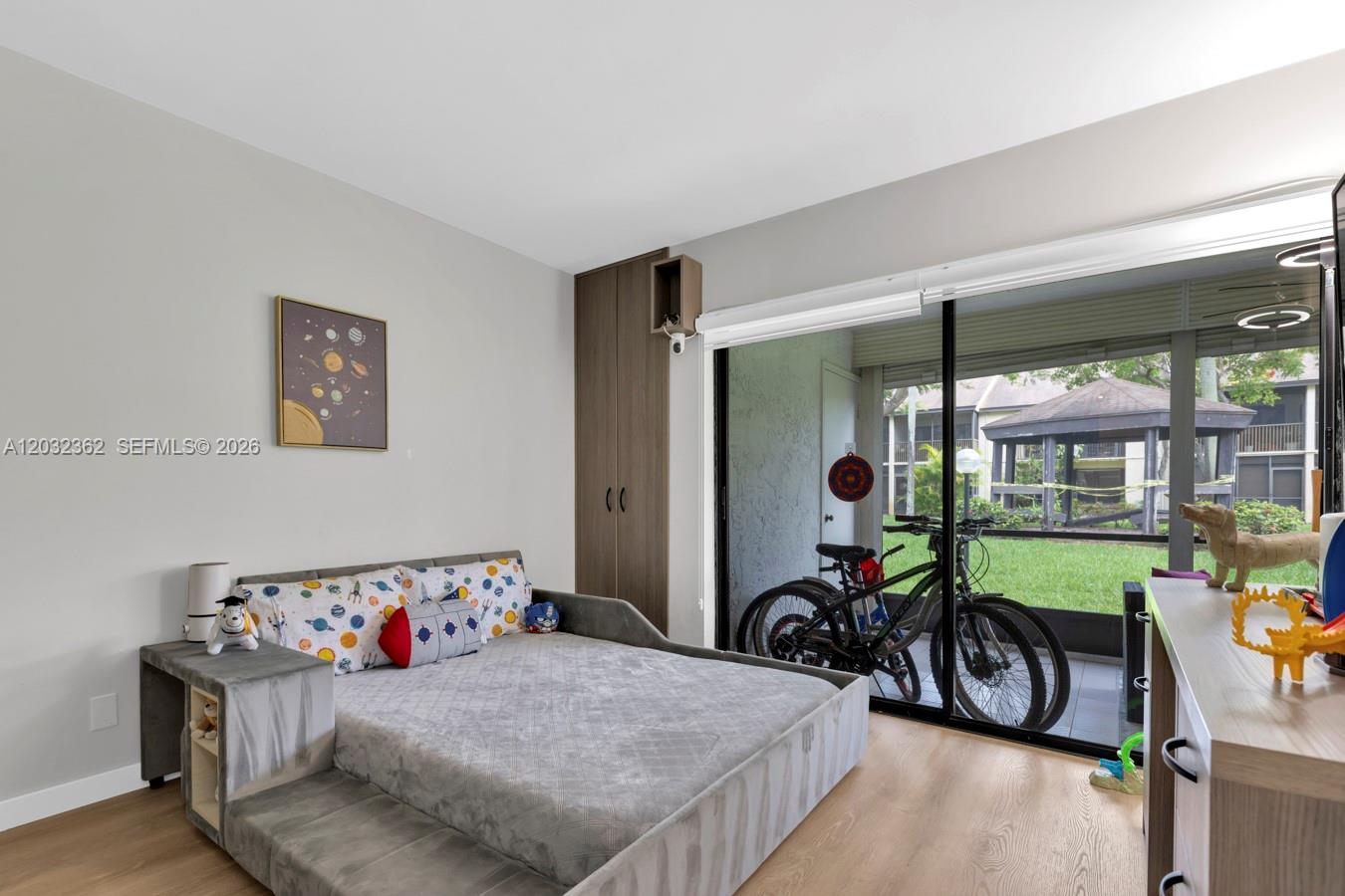 MEADOWRIDGE EAST CONDO - Residential